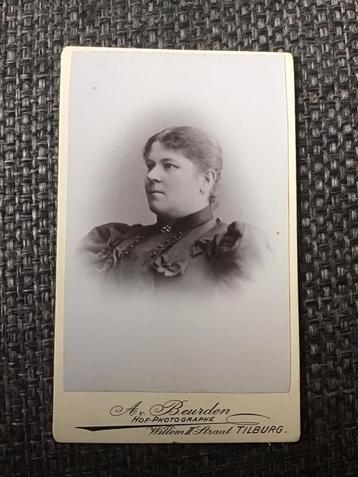 CDV, Vrouw, A. van Beurden, Tilburg, Carte de Visite 2 beschikbaar voor biedingen