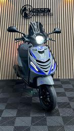 Piaggio Zip | Nardo & Purple Edition | 4000 KM, Fietsen en Brommers, Scooters | Piaggio, Maximaal 45 km/u, Zip, Zo goed als nieuw