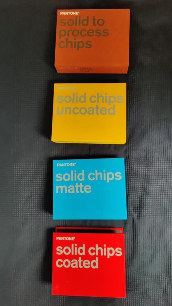 Pantone uitscheurbare chips stalenboeken - kleurenwaaier, Hobby en Vrije tijd, Overige Hobby en Vrije tijd, Zo goed als nieuw