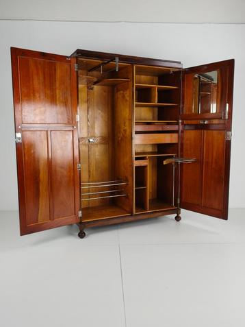 Art Deco Engelse herenkledingkast– AW-Lyn, ca.1920–1930 beschikbaar voor biedingen