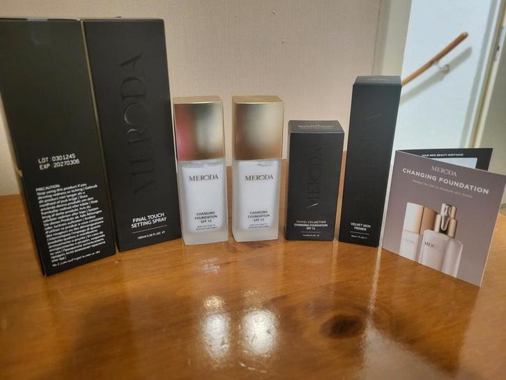 Meroda nieuwe set., Sieraden, Tassen en Uiterlijk, Uiterlijk | Parfum, Nieuw, Ophalen of Verzenden