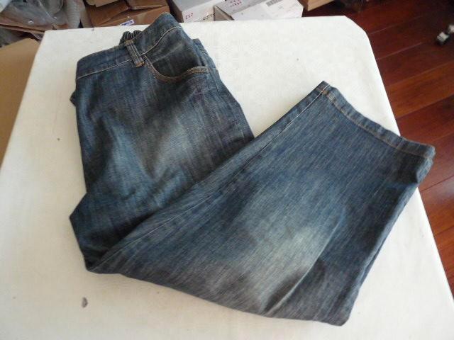 Leuke en mooie capri  ¾ jeans spijkerbroek van Xtwo , mt 48, Kleding | Dames, Broeken en Pantalons, Gedragen, Maat 46/48 (XL) of groter