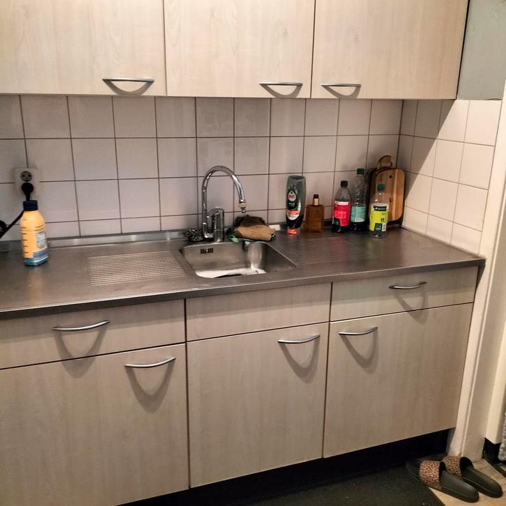 Keukenblok - Compleet en Functioneel, Huis en Inrichting, Keuken | Complete keukens, Gebruikt, Enkelwandige keuken, Crème, Staal of Rvs