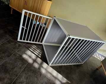 Aluminium hondenbench – sterk, licht en veilig (92x60x71 cm) beschikbaar voor biedingen