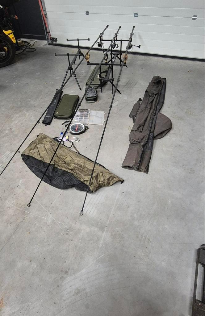 Karperset.  Carp set, Watersport en Boten, Hengelsport | Karpervissen, Zo goed als nieuw, Complete set, Ophalen of Verzenden