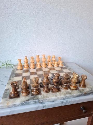 Marmeren schaakspel groot beschikbaar voor biedingen