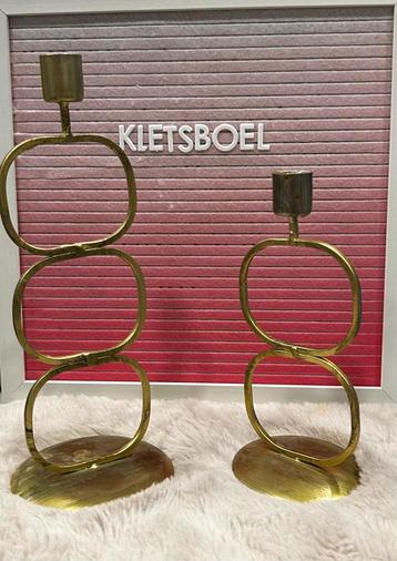 2 gouden kandelaren beschikbaar voor biedingen