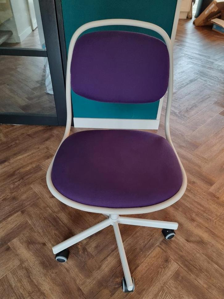 Örfjäll bureaustoel - paars/wit, Huis en Inrichting, Bureaustoelen, Zo goed als nieuw, Wit, Ophalen