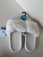 Wolle slippers wit, Wit, Nieuw, Ophalen, Slippers