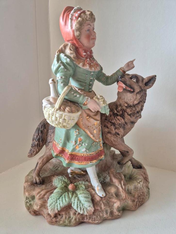 Roodkapje & de Wolf: biscuit-porselein, Antiek en Kunst, Antiek | Overige Antiek, Ophalen of Verzenden