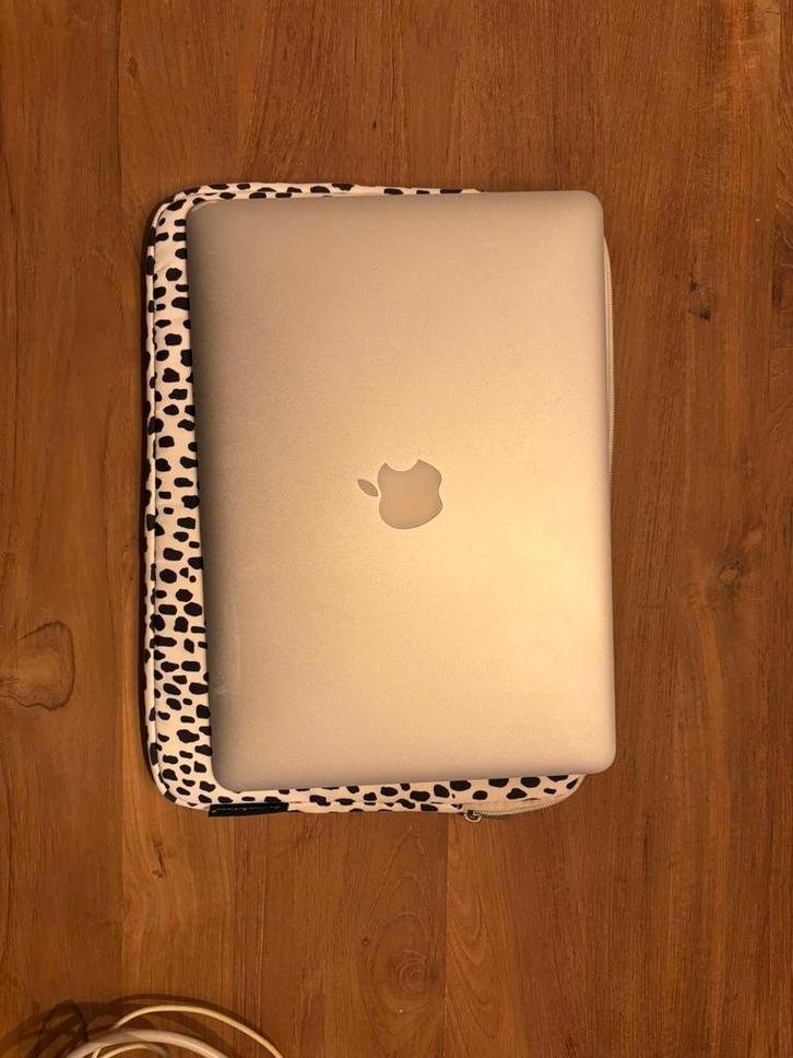Macbook air 2017- 13inch- Zilver, Computers en Software, Apple Macbooks, Zo goed als nieuw, MacBook Air, 13 inch, Minder dan 2 Ghz