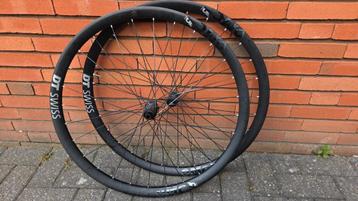 DT SWISS XMC 1200 29" 30 mm non-boost carbon mtb wielset beschikbaar voor biedingen