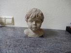 beeldje van steen, kinderkopje, gesigneerd, Verzamelen, Ophalen of Verzenden, Zo goed als nieuw, Mens