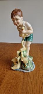 Mooi beeldje van Royal Worcester beeldje Johnnie (RW-3433), Ophalen of Verzenden, Zo goed als nieuw, Mens