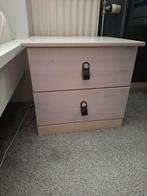 Wit houten nachtkastje met lades (42x40x38), Huis en Inrichting, Slaapkamer | Nachtkastjes, Ophalen, Minder dan 45 cm, Zo goed als nieuw