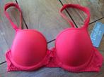 Nieuw!! LingaDore bh Daily Maat 65 B, LingaDore, Ophalen, BH, Rood