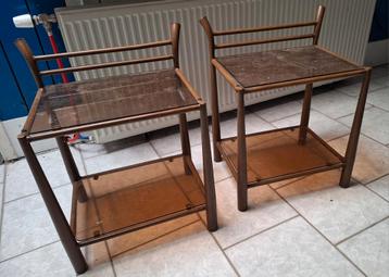 Set van 2 vintage nachtkastjes beschikbaar voor biedingen
