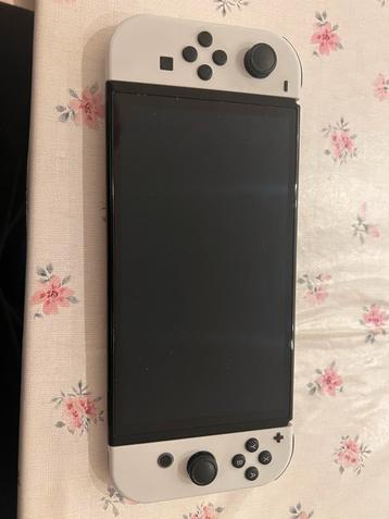 Nintendo Switch OLED - Zo goed als nieuw! beschikbaar voor biedingen