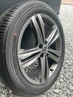 Vw T Roc velgen met banden 18” nieuwstaat., Ophalen, 18 inch, 215 mm, Banden en Velgen