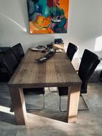 Eetkamer tafel met stoelen, Ophalen