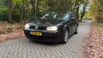 Volkswagen Golf 2.3 V5 110KW AUT 1999 Zwart, Auto's, Zwart, Zwart, 650 kg, Particulier