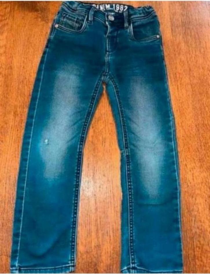 Spijkerbroek mt 116 jongen, Kinderen en Baby's, Kinderkleding | Maat 116, Gebruikt, Jongen, Broek, Ophalen of Verzenden