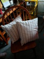 Ecru Kussens met Streepmotief - Set van 2, Ophalen of Verzenden, Zo goed als nieuw, Beige, Vierkant