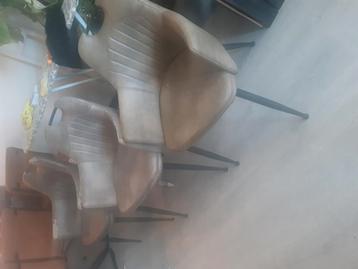 2x 3 eetkamer stoelen 