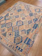 Prachtige handgeweven oosterse kelim 250x188, Huis en Inrichting, Stoffering | Tapijten en Kleden, Info@SlatsAntiek.nl, Crème