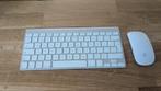 Originele Magic mouse en keyboard, Computers en Software, Toetsenborden, Toetsenbord en muis-set, Ophalen of Verzenden, Zo goed als nieuw