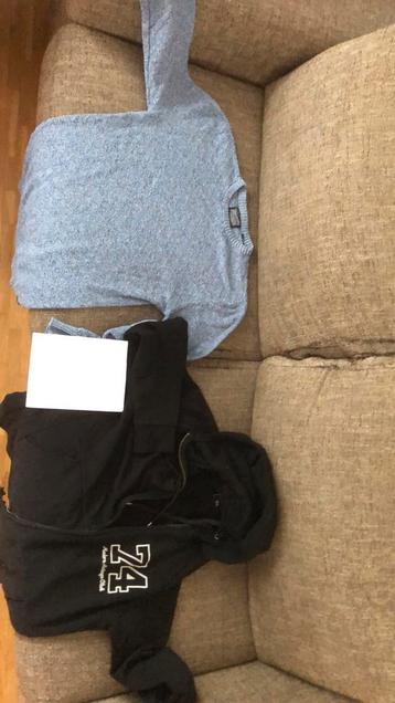 Maat L. 2 truien beschikbaar voor biedingen