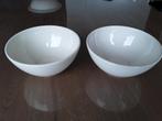 2 lichtbeige kommen, schaaltjes., Ophalen of Verzenden, Zo goed als nieuw, Effen, Kom(men)
