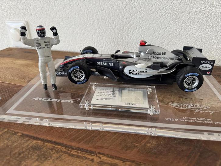 Mercedes mp 420 kimi Raikkonen limit edition, Hobby en Vrije tijd, Modelauto's | 1:43, Zo goed als nieuw, Auto, Ophalen of Verzenden