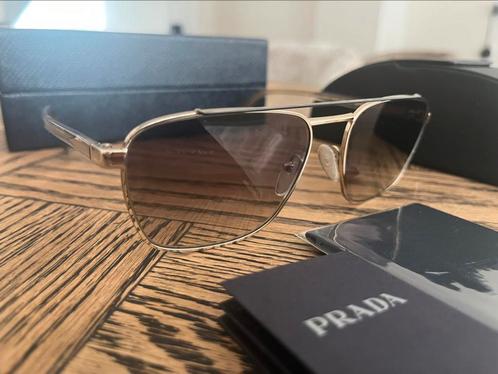Prada zonnebril Heren | Nieuw | Origineel | Compleet !, Sieraden, Tassen en Uiterlijk, Zonnebrillen en Brillen | Heren, Nieuw