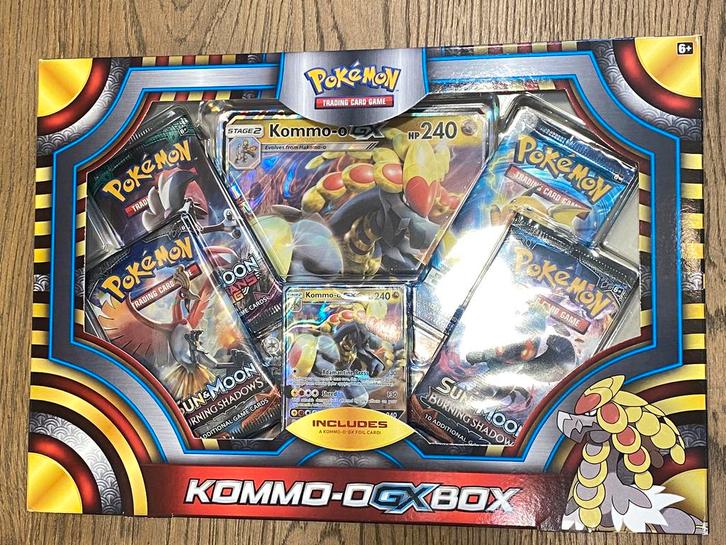 Pokémon Kommo-o GX box, nieuw en sealed, Hobby en Vrije tijd, Verzamelkaartspellen | Pokémon, Nieuw, Overige typen, Foil, Ophalen of Verzenden