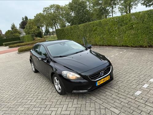 Volvo V40 1.6 D2 115PK 2013 Zwart, Auto's, Volvo, Particulier, V40, ABS, Achteruitrijcamera, Airbags, Airconditioning, Alarm, Boordcomputer