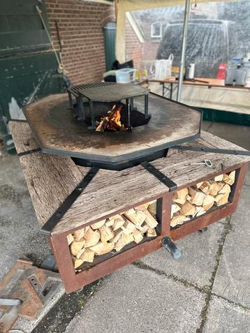 TE HUUR BBQ Aanhanger, RaMi Qube, barbecue aanhanger beschikbaar voor biedingen