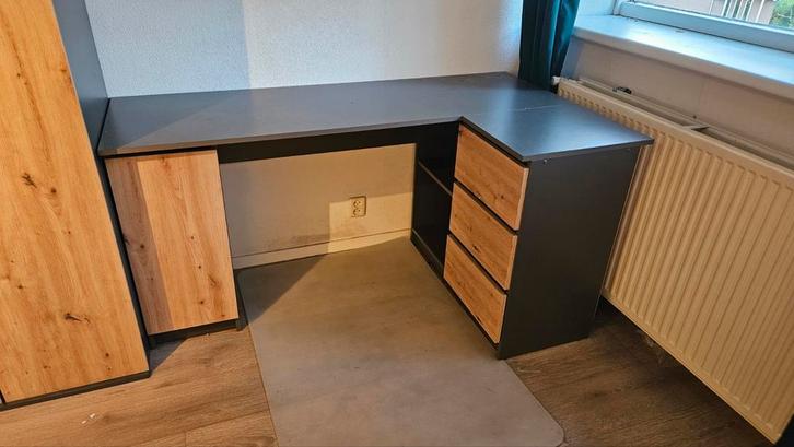 Hoekbureau Met kastjes en lades, Huis en Inrichting, Bureaus, Ophalen