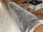 Sierplaid - Nep Struisvogelveren - 130x170cm, Ophalen, Zo goed als nieuw, Grijs, Rechthoekig