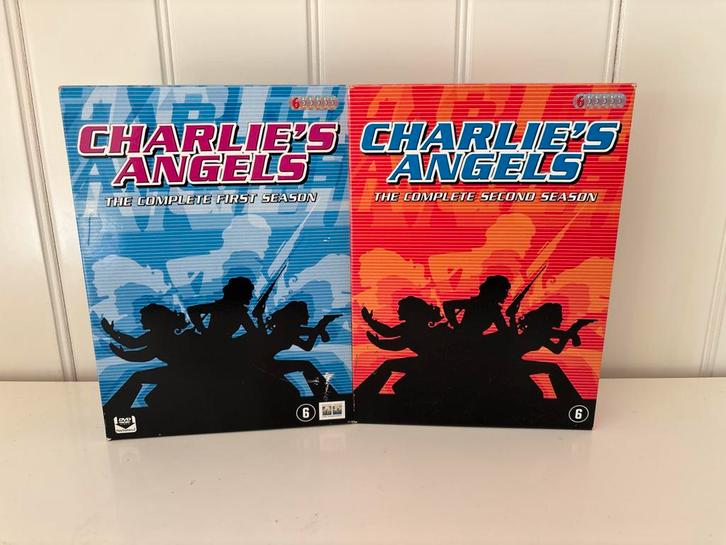 Charlie's Angels Seizoen 1 & 2 DVD Boxset, Cd's en Dvd's, Dvd's | Tv en Series, Zo goed als nieuw, Actie en Avontuur, Boxset, Vanaf 12 jaar