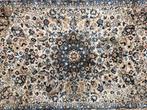 Vintage oosters Persian vloerkleed medallion 95x133cm, Huis en Inrichting, Stoffering | Tapijten en Kleden, Persian Perzisch vintage oosters hype