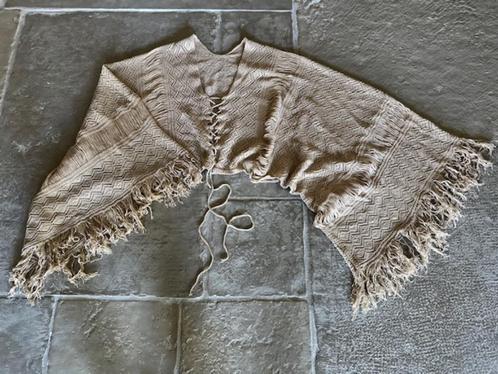 Bohemian poncho shrug boho franjes festival Ibiza One Size, Kleding | Dames, Truien en Vesten, Nieuw, Ophalen of Verzenden