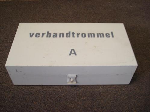 vintage Verbandtrommel  A    1e Hulp   Compleet, Verzamelen, Blikken, Zo goed als nieuw, Overige merken, Ophalen of Verzenden