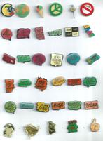 100 pins (45 verschillende) nieuw vlooien markthandel ?, Ophalen of Verzenden, Nieuw, Overige onderwerpen, Speldje of Pin