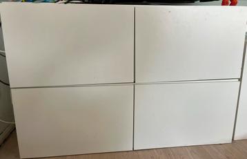 Twee dubbele IKEA Besta kastjes beschikbaar voor biedingen