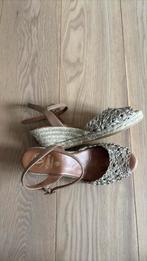 Schoenen dames 42, Kleding | Dames, Schoenen, Ophalen of Verzenden, Zo goed als nieuw, Sneakers of Gympen