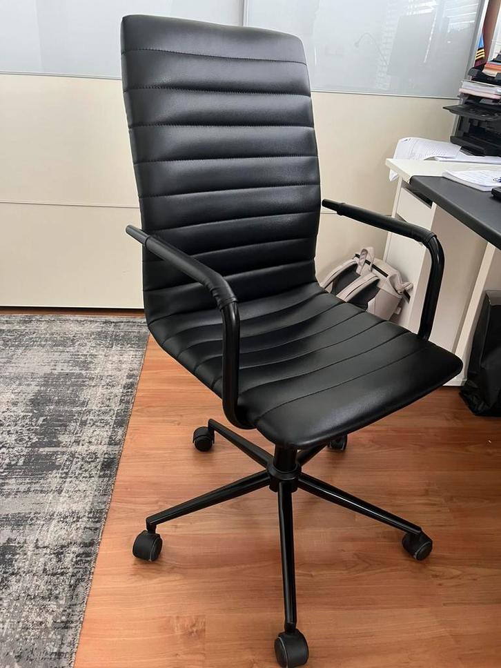 Bureaustoel Oluf - desk chair zwart - van Wehkamp, Huis en Inrichting, Bureaustoelen, Zo goed als nieuw, Bureaustoel, Zwart, Ophalen