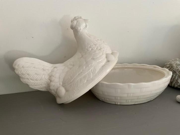 Vintage witte keramische kip mand eiernestje. Schramberg., Antiek en Kunst, Antiek | Porselein, Ophalen