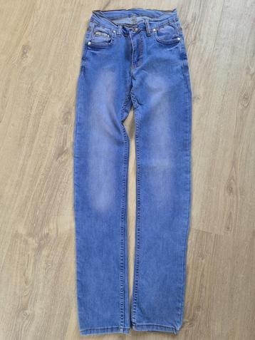 Blauw Armani jeans maat 170 beschikbaar voor biedingen