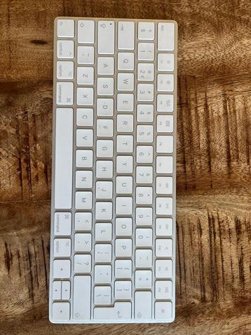 Apple Toetsenbord QWERTY small beschikbaar voor biedingen